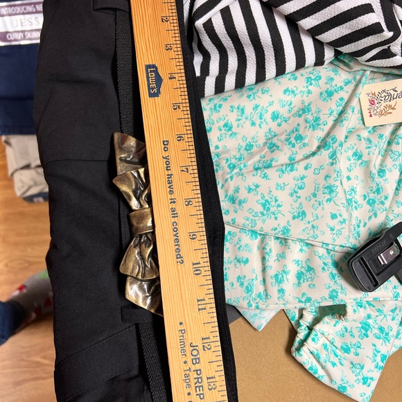 Dress Bermuda shorts - Picture 8 of 8